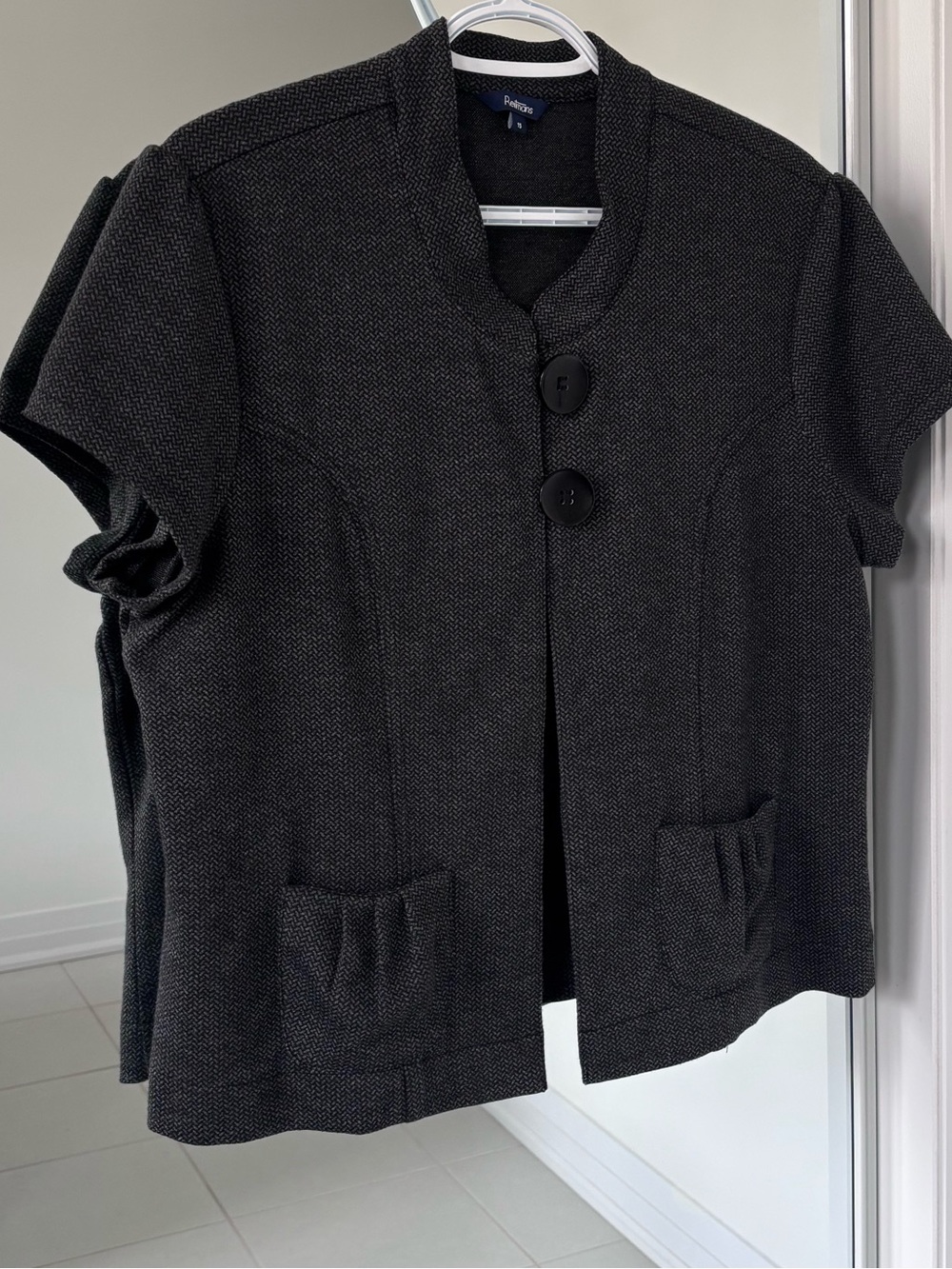 Reitmans Black Short Sleeve Open Button Shirt